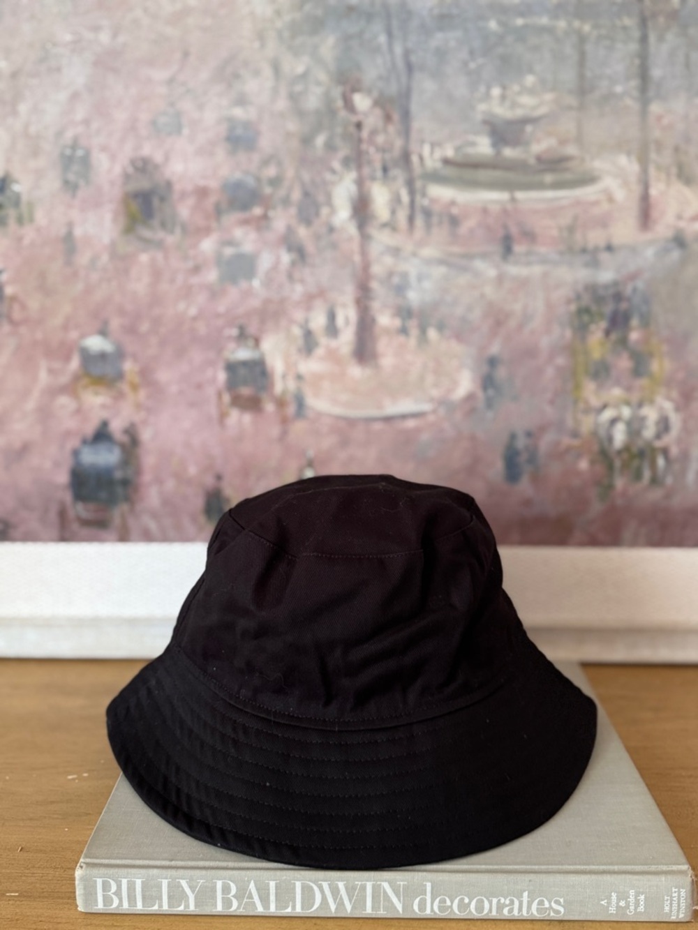 Kate Spade Black Bucket Hat with Embroidered Spade Logo - Picture 3 of 3